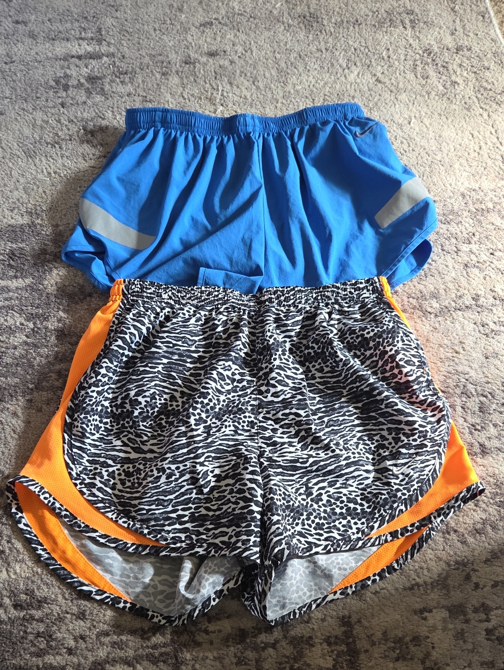 2 Pair Nike Dri-FIT Women's Running Shorts With Liner And Drawstring Size Small